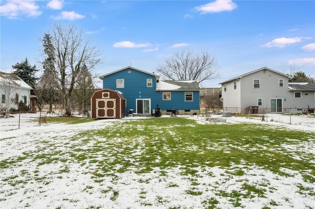 34 Evelyn Street, Gates, NY 14606