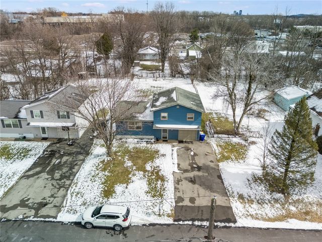 34 Evelyn Street, Gates, NY 14606
