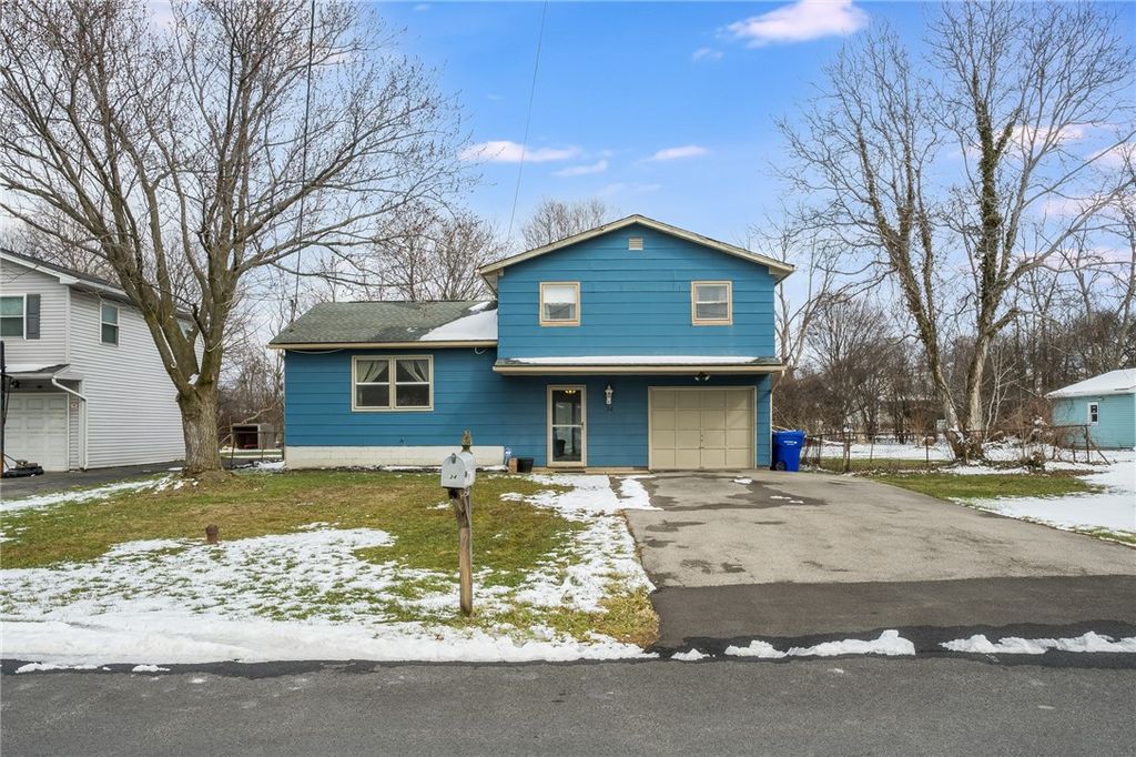 34 Evelyn Street, Gates, NY 14606