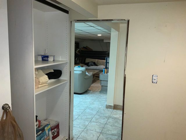 5036 Rockdale Court, Sterling Heights, MI 48310