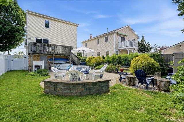 107 E Shore Road, Lindenhurst, NY 11757