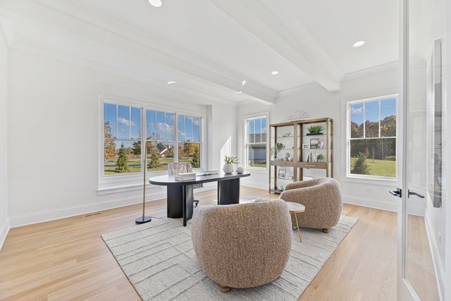 855 Fox Trail Court, Lake Forest, IL 60045