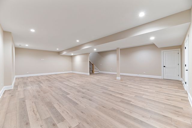 855 Fox Trail Court, Lake Forest, IL 60045