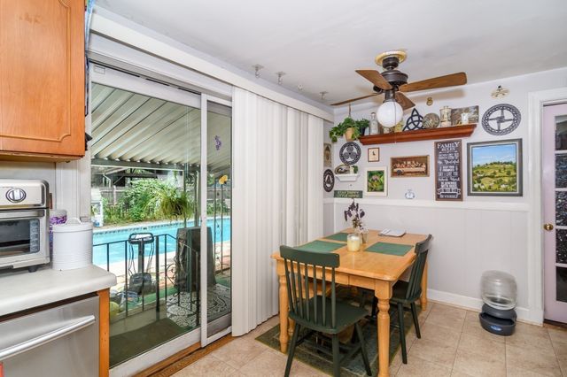 12 New Hampshire Ave, Natick, MA 01760