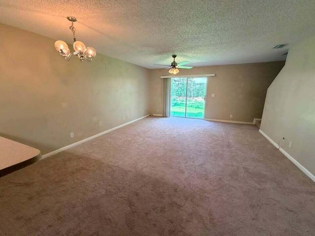 6892 Mill Brook Place, Lake Worth, FL 33463