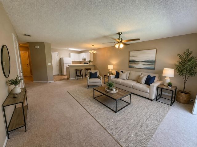 6892 Mill Brook Place, Lake Worth, FL 33463