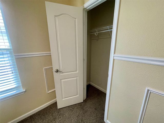 625 Hutchins Drive, Crowley, TX 76036