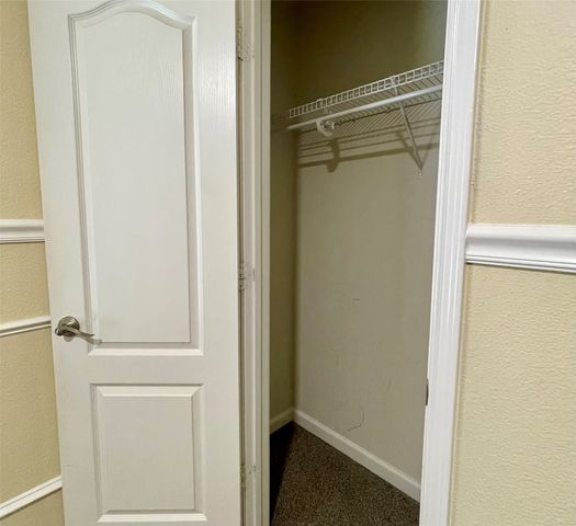 625 Hutchins Drive, Crowley, TX 76036