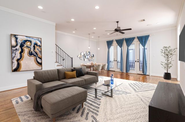 225 Knox Street, Houston, TX 77007