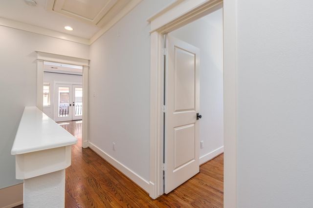 225 Knox Street, Houston, TX 77007