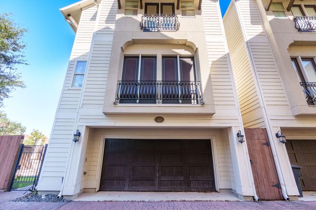 225 Knox Street, Houston, TX 77007