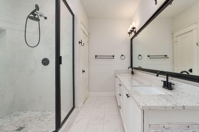 225 Knox Street, Houston, TX 77007
