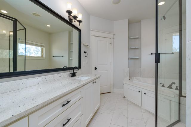 225 Knox Street, Houston, TX 77007