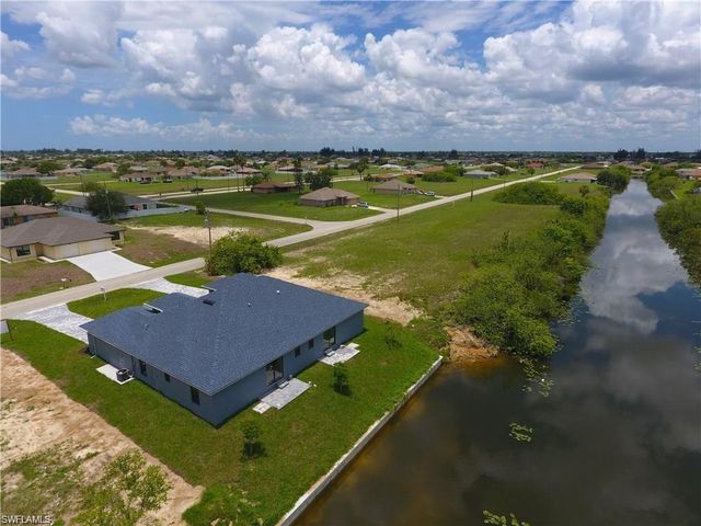 1315 NE 8th PL, Cape Coral, FL 33909