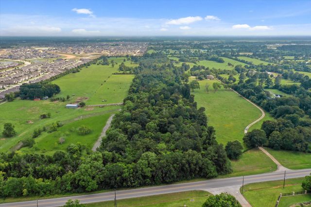 19511 Fm 2920 Rd Road, Houston, TX 77377