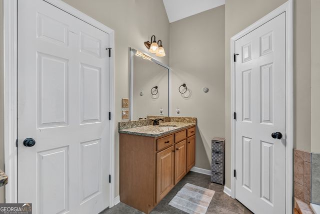 6979 Neville Drive, Ooltewah, TN 37363