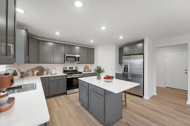 10559 Glenbrook Avenue S, Cottage Grove, MN 55016