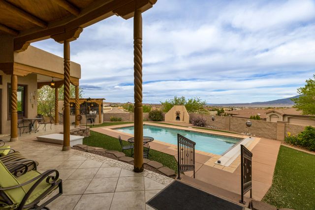 3244 Greystone Court SE, Rio Rancho, NM 87124