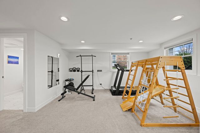 671 Hazel Court, Roselle, IL 60172