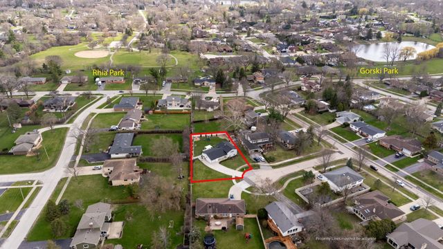 671 Hazel Court, Roselle, IL 60172