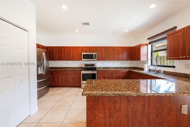 24124 SW 113th Path, Homestead, FL 33032
