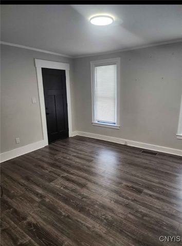 9 Sanger Avenue, New Hartford, NY 13413