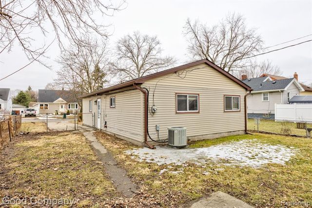 1543 Spencer Street, Ferndale, MI 48220