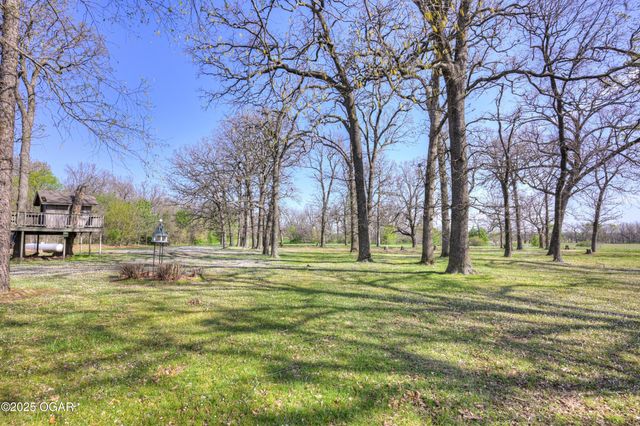 19032 E Highway 86, Neosho, MO 64850