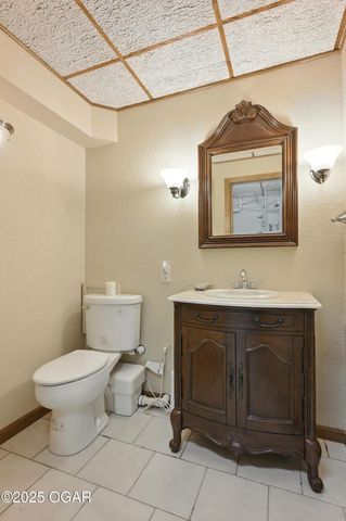 19032 E Highway 86, Neosho, MO 64850