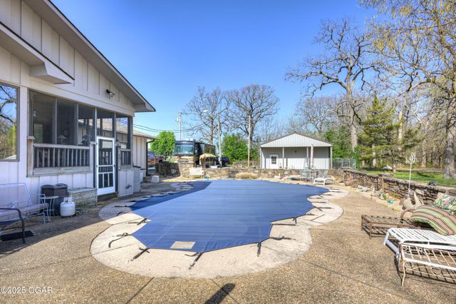 19032 E Highway 86, Neosho, MO 64850