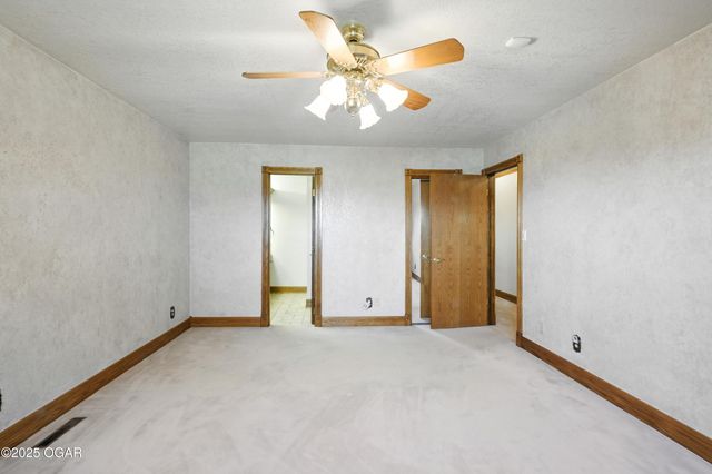 19032 E Highway 86, Neosho, MO 64850