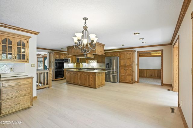 19032 E Highway 86, Neosho, MO 64850