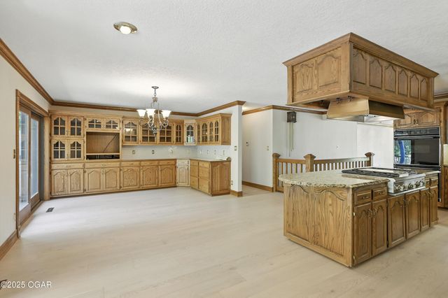 19032 E Highway 86, Neosho, MO 64850