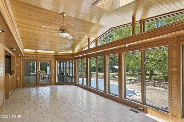 19032 E Highway 86, Neosho, MO 64850