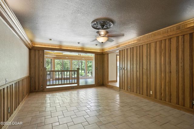 19032 E Highway 86, Neosho, MO 64850