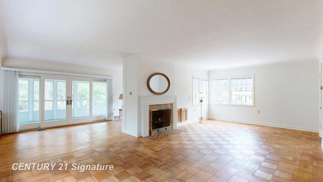 1702 Overhill Drive, Flint, MI 48503