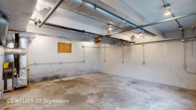 1702 Overhill Drive, Flint, MI 48503