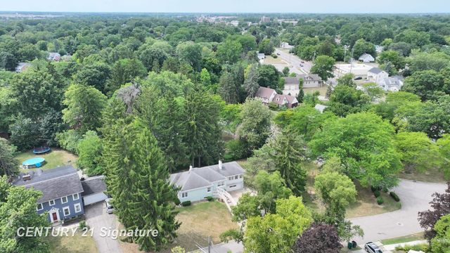 1702 Overhill Drive, Flint, MI 48503