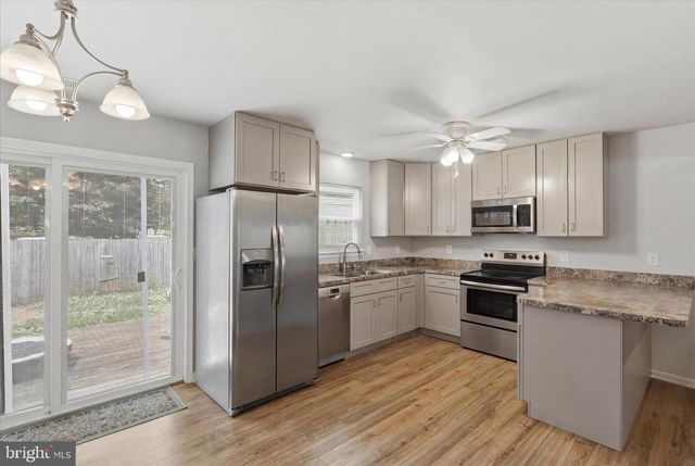 8326 REVELATION AVE, Walkersville, MD 21793
