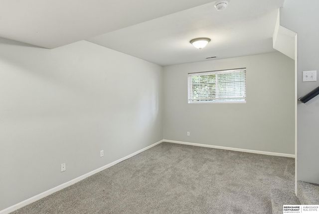 15301 Davidson Street, Bennington, NE 68007