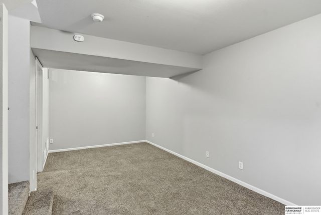 15301 Davidson Street, Bennington, NE 68007