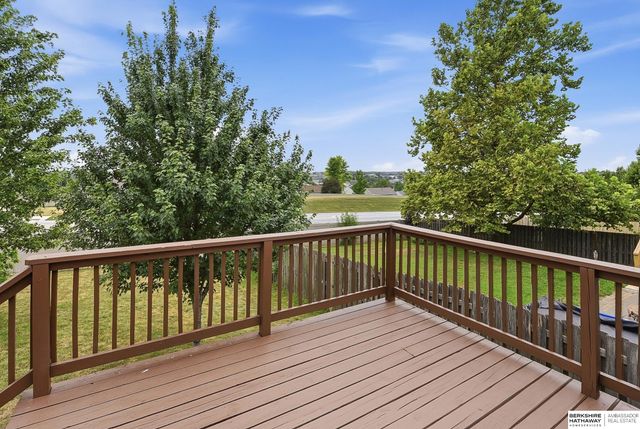 15301 Davidson Street, Bennington, NE 68007
