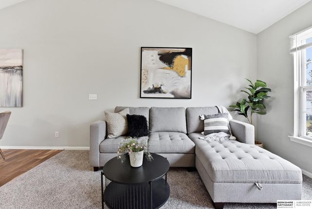 15301 Davidson Street, Bennington, NE 68007