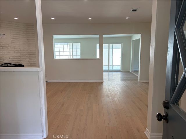 15903 Bryant Street, North Hills, CA 91343