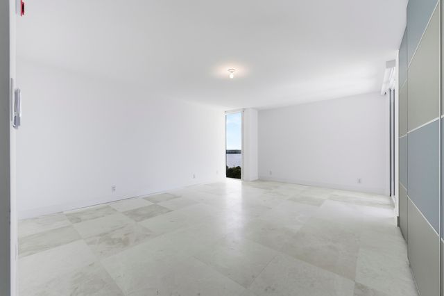 5510 N Ocean Drive 7c, Singer Island, FL 33404