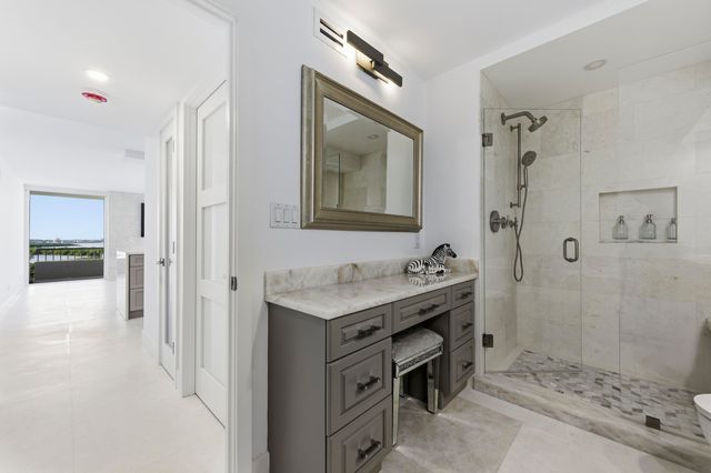 5510 N Ocean Drive 7c, Singer Island, FL 33404