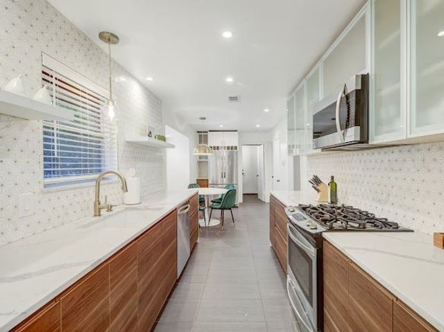 9667 Timberleaf Drive, Dallas, TX 75243