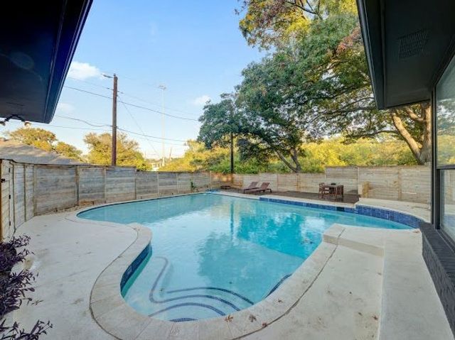9667 Timberleaf Drive, Dallas, TX 75243