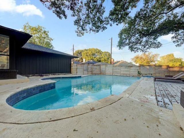 9667 Timberleaf Drive, Dallas, TX 75243
