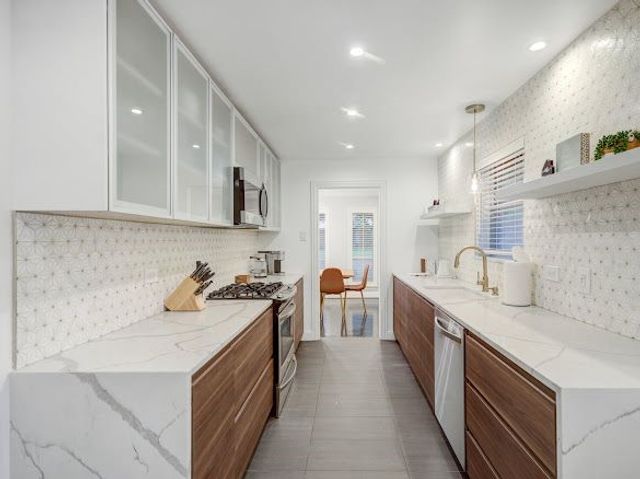 9667 Timberleaf Drive, Dallas, TX 75243